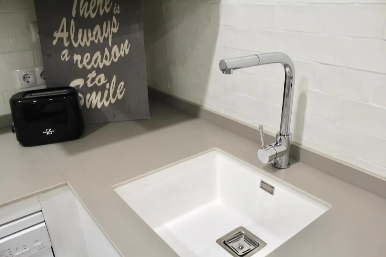 Hostfy Giralda Apartment Seville